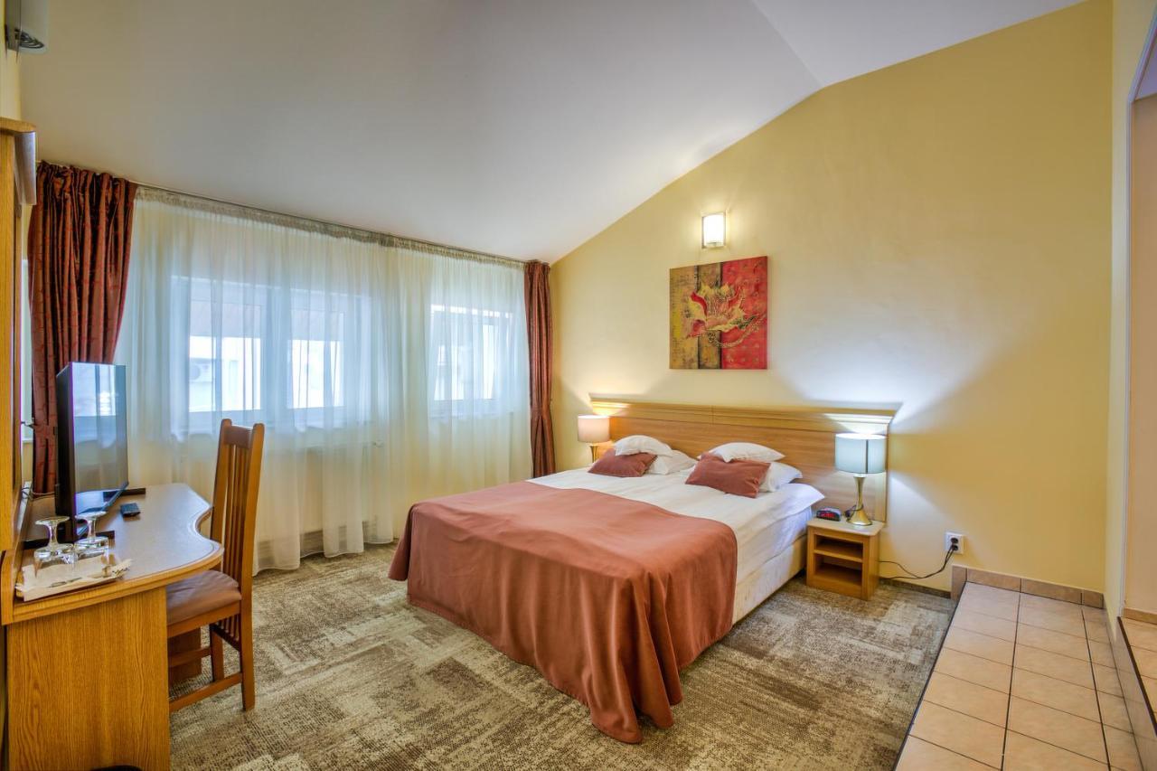 Budget Double Room no spa access & no elevator 3 stars,1364044934:JPEG